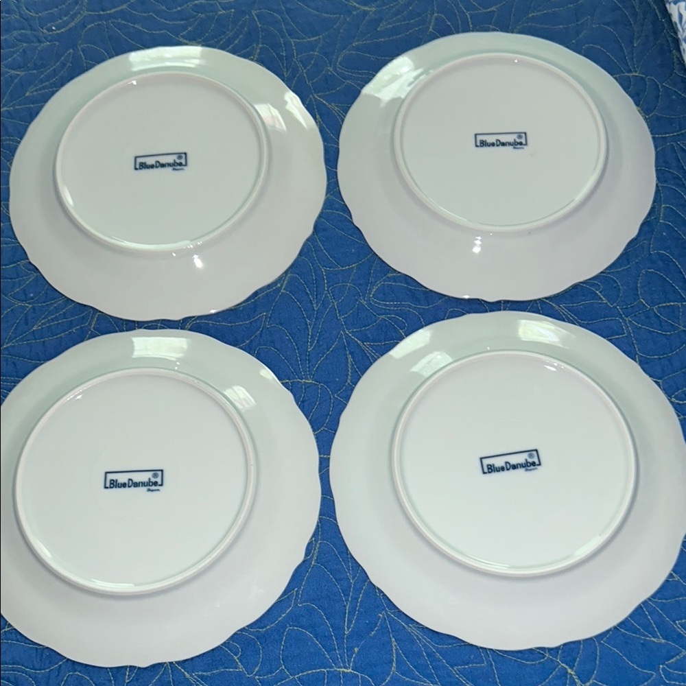 Blue Danube Blue Onion set of 4 salad plates - Picture 2 of 3